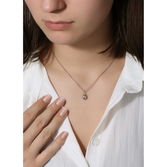 Redwood Raindrop Pendant Necklace