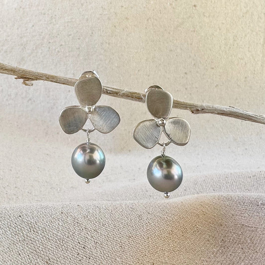 Violet Drop Earring with Tahitian Pearl